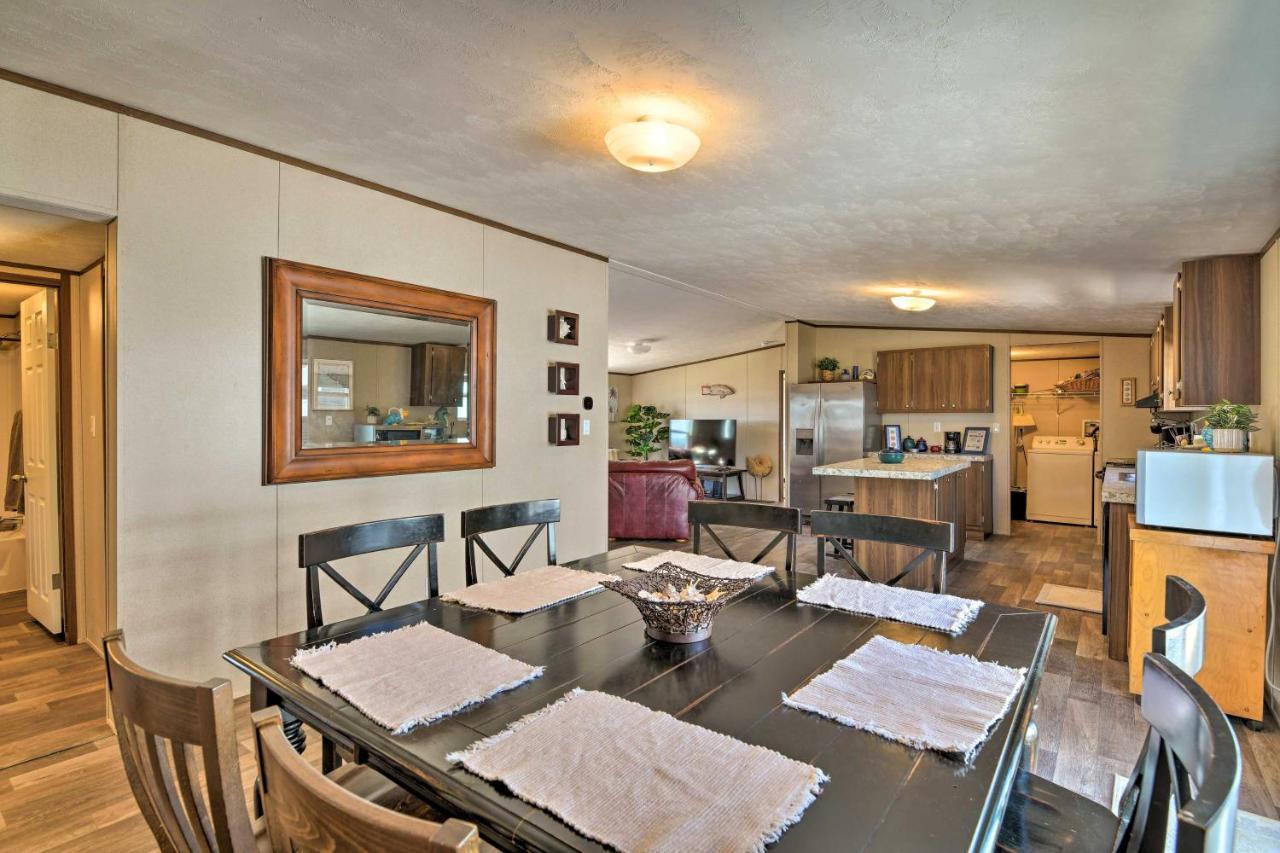 Quaint Port Oconnor Home - 3 Mi To Beach! Port O'Connor Exterior photo