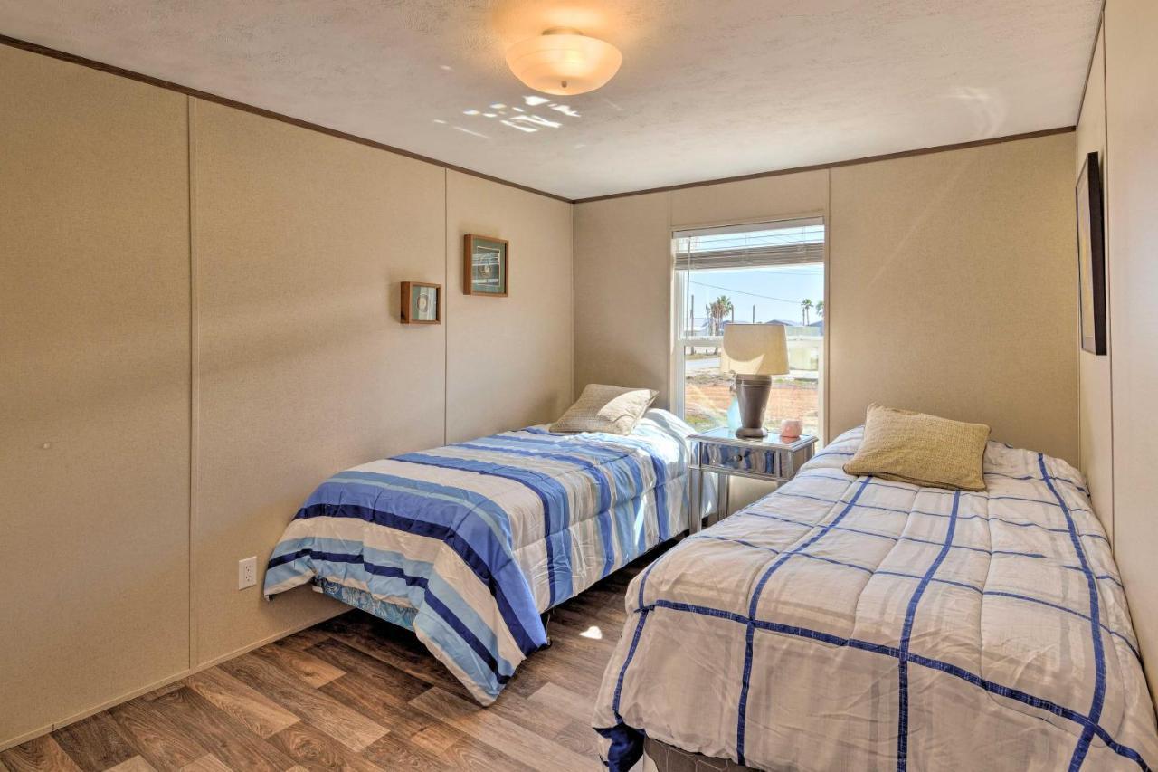 Quaint Port Oconnor Home - 3 Mi To Beach! Port O'Connor Exterior photo