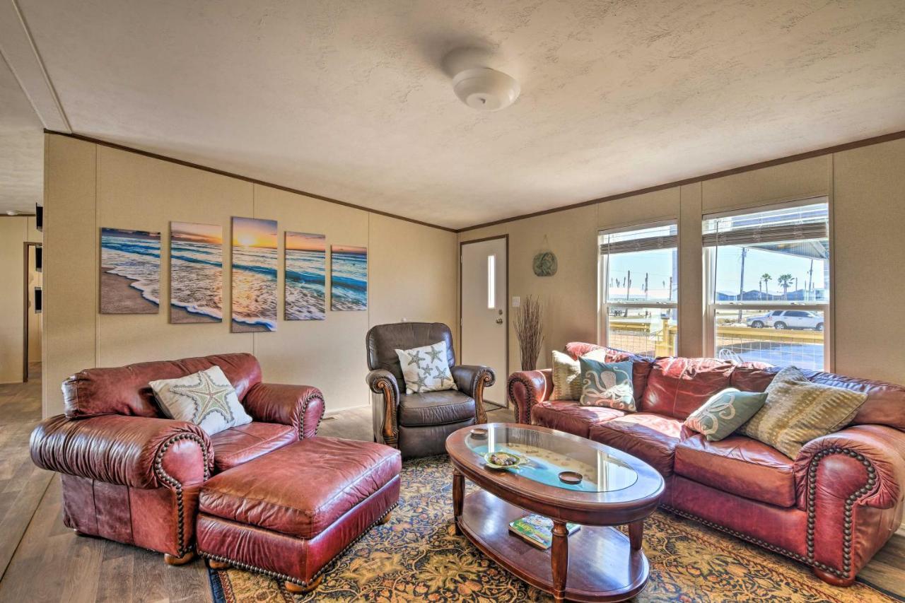 Quaint Port Oconnor Home - 3 Mi To Beach! Port O'Connor Exterior photo